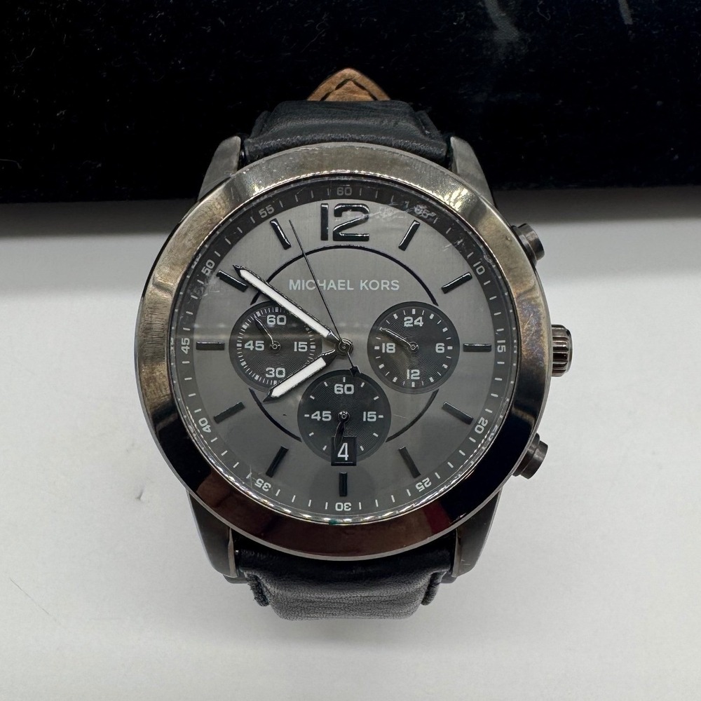 Michael Kors Brecken Chronograph Gunmetal Dial Leather Watch MK-8434 needs bat